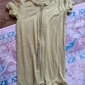 Yellow Shortie BumBunny